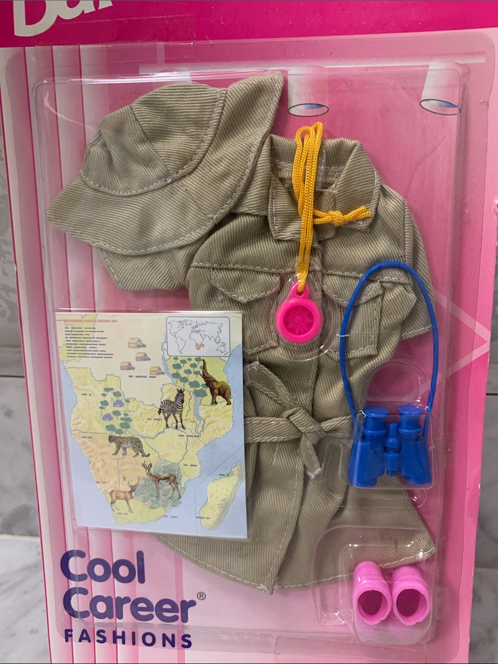 Barbie Safari Cool Career Outfit NEW Vintage W/Map shoes Binoculars & Compass - Picture 3 of 7